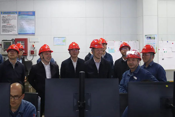 市政協(xié)副主席、應(yīng)急管理局局長李華桂帶隊到公司調(diào)研