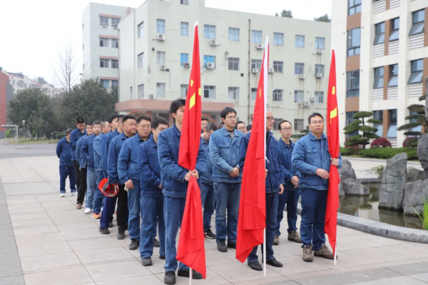 綠色行動(dòng)?共筑未來 ▏四川天華集團(tuán)開展2025年義務(wù)植樹活動(dòng)